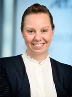Portrait photo of Katharina Kurzbauer, MBA