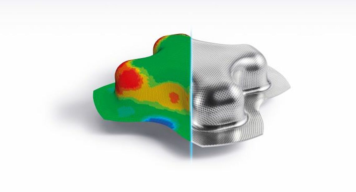 tiefgezogenes Bauteil Kreuzform mit halbseitiger Simulation