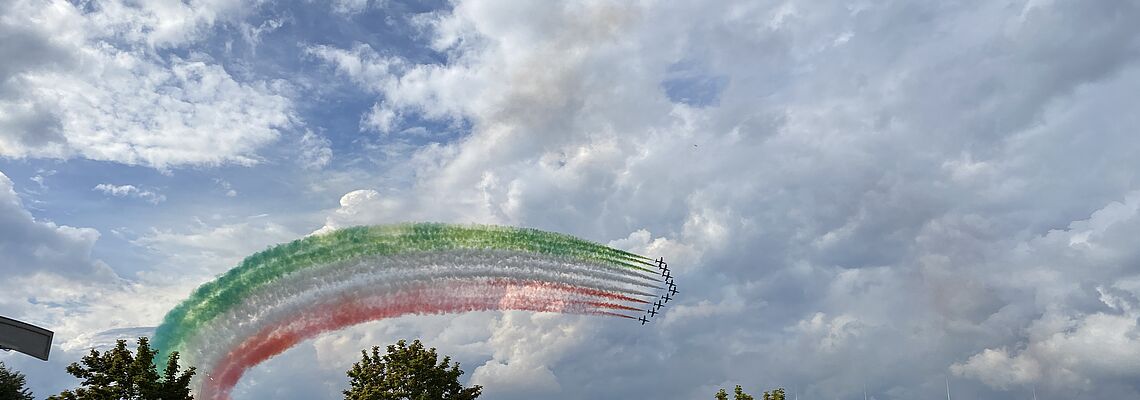 the Italian jets at hte airpower