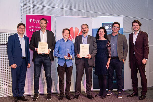 The CRANEium team receives the eAward in the ‘Collaboration and Organisation’ category 