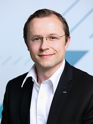 Portrait photo of Marcus Jahn