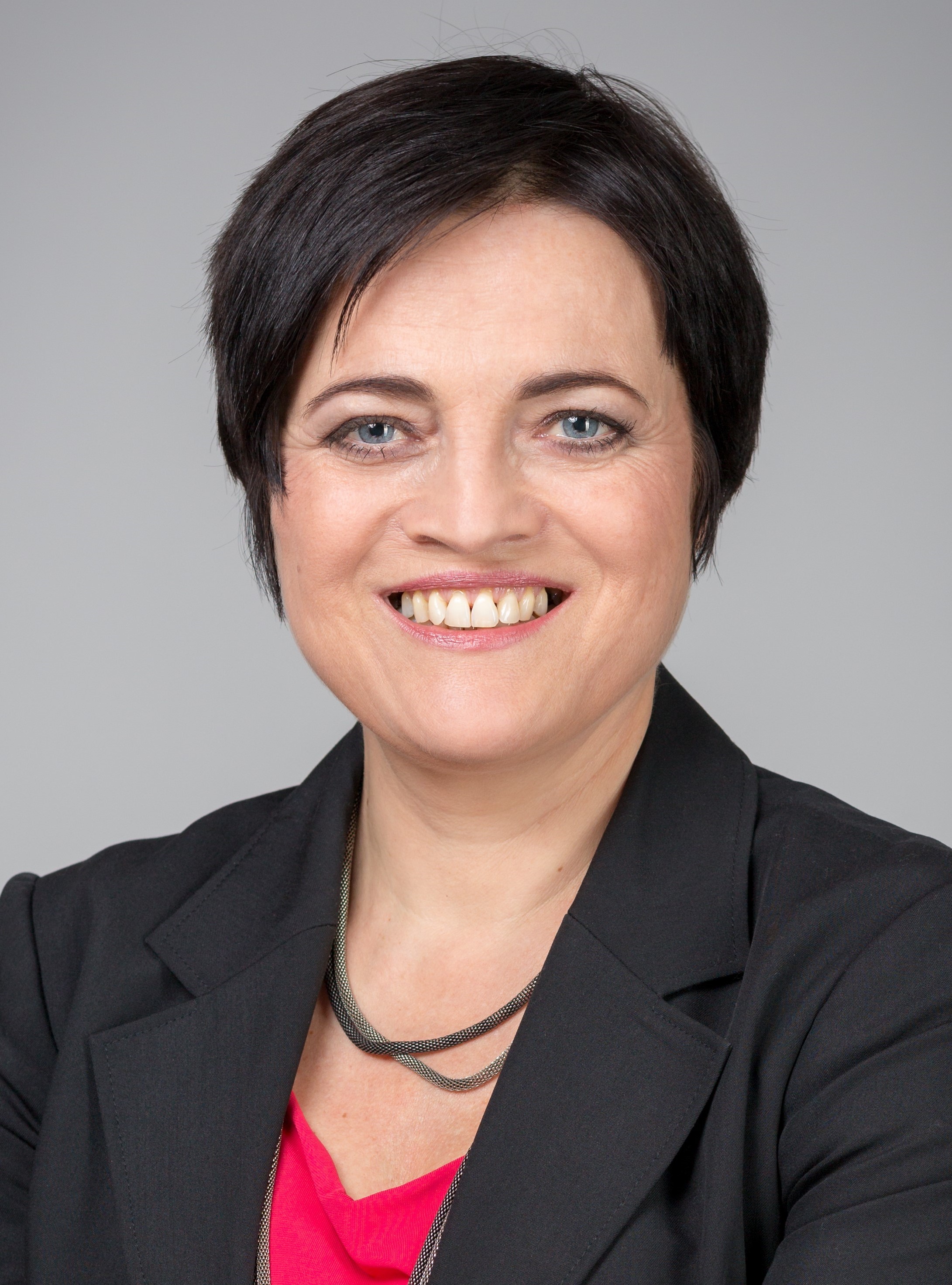 Profilbild Portrait photo of Angela Sessitsch